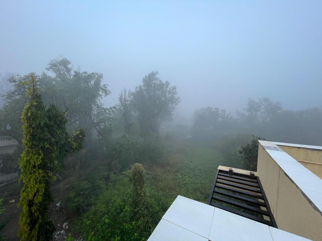 Hotel Phoenix Lonavala Exteriér fotografie
