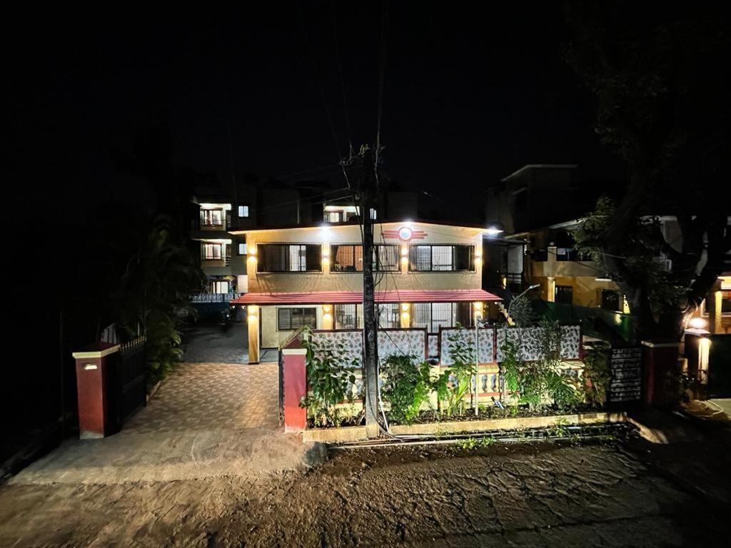 Hotel Phoenix Lonavala Exteriér fotografie